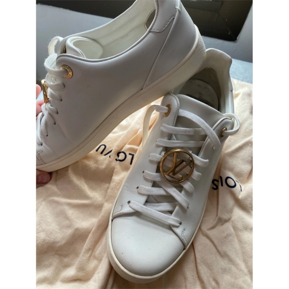 Louis Vuitton sneakers - Picture 2 of 7